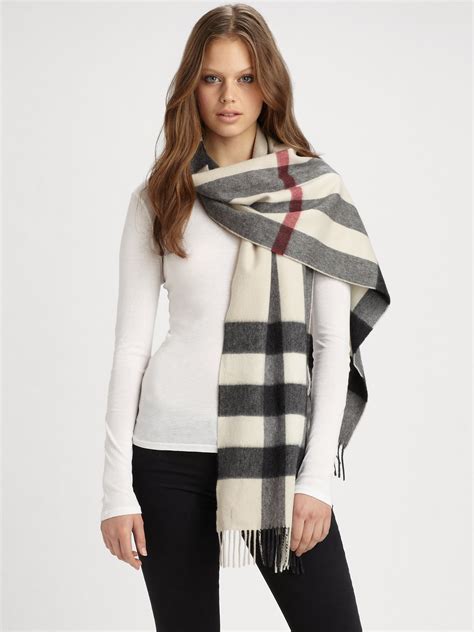 cashmere burberry scarf women|burberry check cashmere scarf.